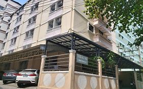 Paradise Apartment